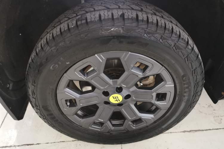 Used JETOUR Shanhai Traveler C-DM 2024 C-DM 206KM Four-Wheel Drive Wilderness Edition Right Rear Wheel Hub