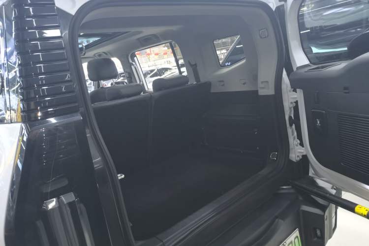 Used JETOUR Shanhai Traveler C-DM 2024 C-DM 206KM Four-Wheel Drive Wilderness Edition Trunk
