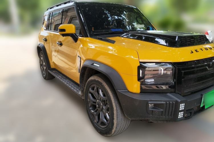 Used JETOUR Shanhai Traveler C-DM 2024 C-DM 208KM Mountain & Wilderness Edition Front Right 45 Deg