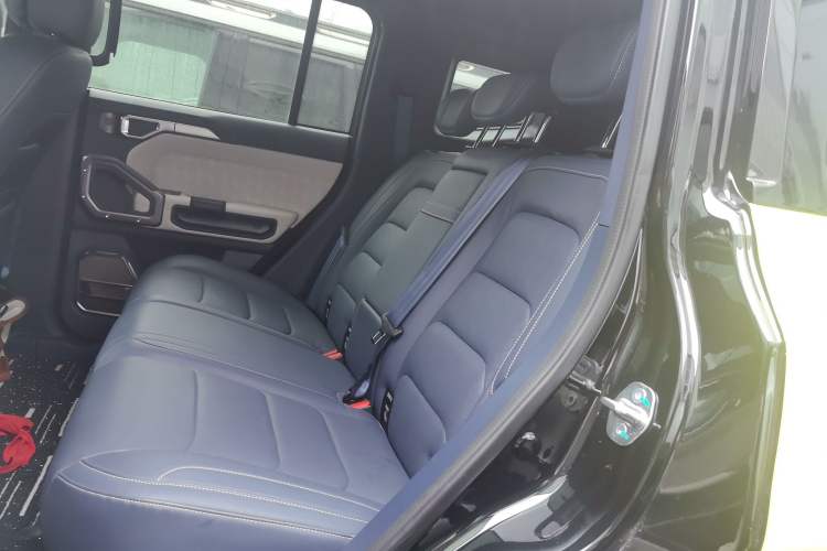 Used JETOUR Shanhai Traveler C-DM 2024 C-DM 208KM Mountain & Wilderness Edition Left Rear Seat