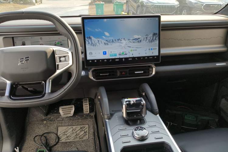 Used JETOUR Shanhai Traveler C-DM 2025 C-DM 206KM All-Wheel-Drive Wilderness Edition Audio And AC Panel