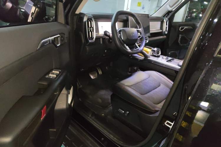 Used JETOUR Shanhai Traveler C-DM 2025 Model C-DM 208KM Wilderness Edition Driver Seat