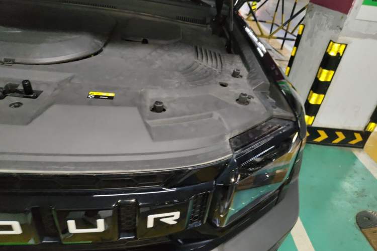Used JETOUR Shanhai Traveler C-DM 2025 Model C-DM 208KM Wilderness Edition Engine Bay Left