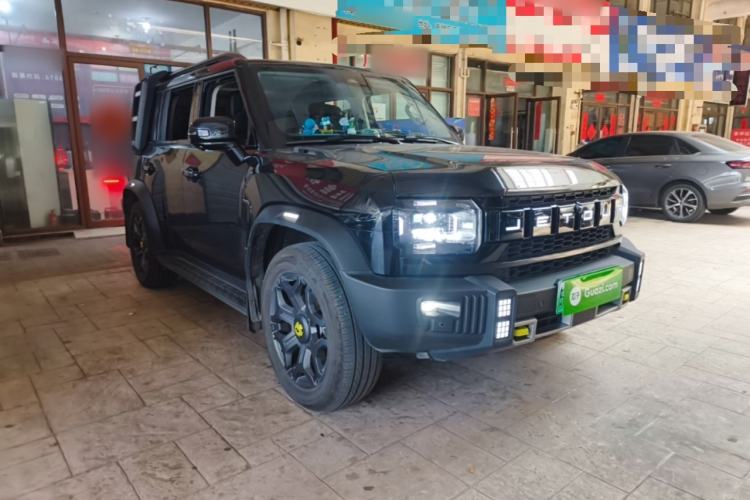 Used JETOUR Shanhai Traveler C-DM 2025 206km XWD Conquer Extended Version 7 Seats Front Right 45 Deg