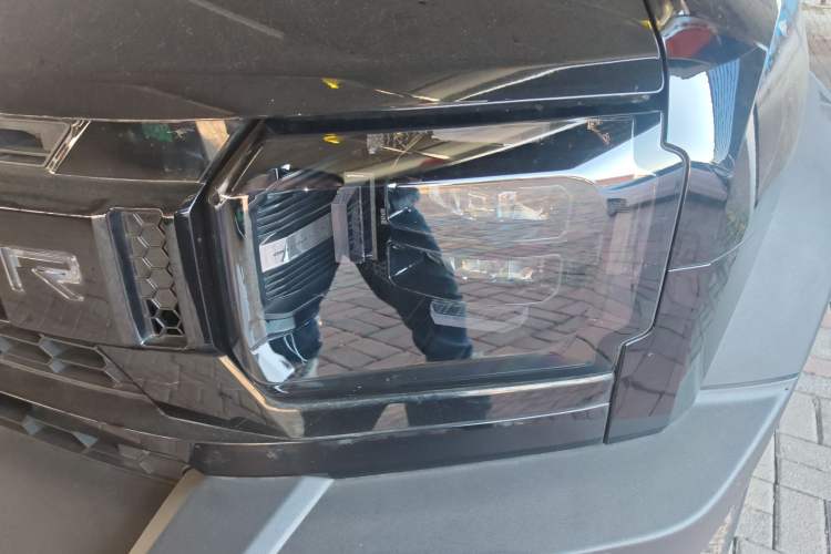 Used JETOUR Shanhai Traveler C-DM 2025 120km Discovery Extended Version 7 Seats Left Front Headlight