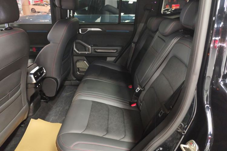 Used JETOUR Shanhai Traveler C-DM 2025 C-DM 206KM All-Wheel-Drive Wilderness Edition Left Rear Seat