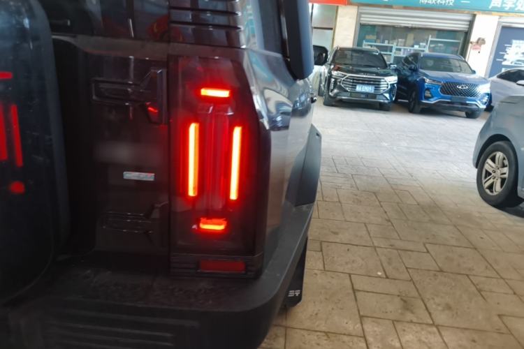 Used JETOUR Shanhai Traveler C-DM 2025 206km XWD Conquer Extended Version 7 Seats Right Rear Taillight