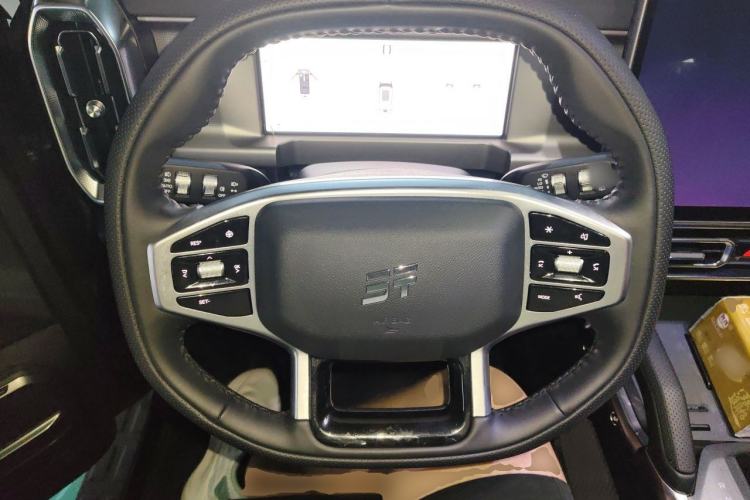Used JETOUR Shanhai Traveler C-DM 2025 Model C-DM 208KM Wilderness Edition Steering Wheel