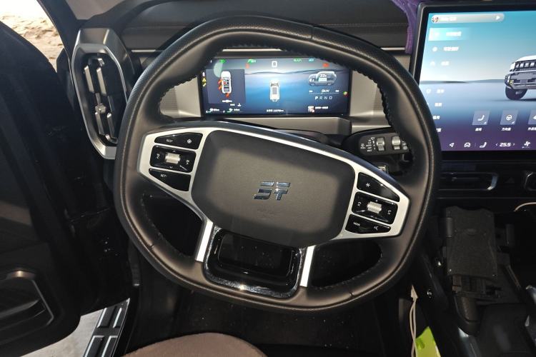 Used JETOUR Shanhai Traveler C-DM 2025 Model C-DM 208KM Wilderness Edition Steering Wheel