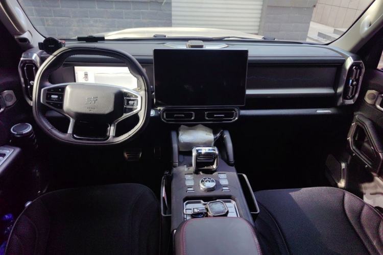 Used JETOUR Shanhai Traveler C-DM 2025 206km XWD Extended-Length 7-Seater Center Console