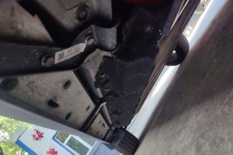 Used JETOUR Shanhai Traveler C-DM 2025 206km XWD Extended-Length 7-Seater Chassis Rear Left