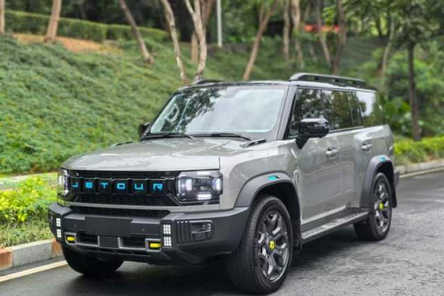Used JETOUR Shanhai Traveler C-DM 2025 120km Discovery Extended Version 7 Seats