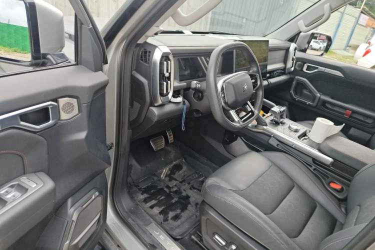 Used JETOUR Shanhai Traveler C-DM 2025 C-DM 206KM All-Wheel-Drive Wilderness Edition Driver Seat