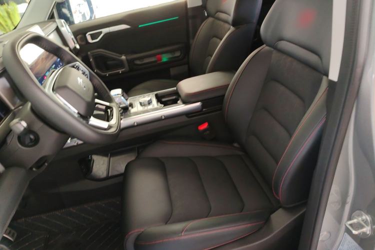 Used JETOUR Shanhai Traveler C-DM 2025 120km Discovery Extended Version 7 Seats Left Front Seat