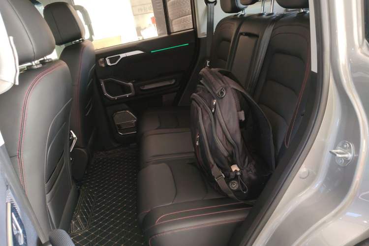 Used JETOUR Shanhai Traveler C-DM 2025 120km Discovery Extended Version 7 Seats Left Rear Seat