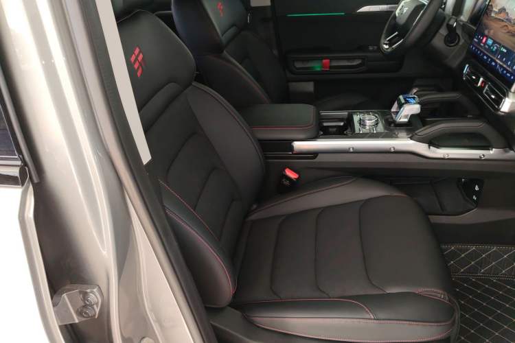 Used JETOUR Shanhai Traveler C-DM 2025 120km Discovery Extended Version 7 Seats Right Front Seat