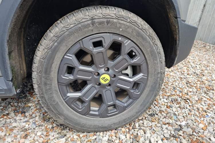 Used JETOUR Shanhai Traveler C-DM 2025 C-DM 206KM All-Wheel-Drive Wilderness Edition Right Front Wheel Hub