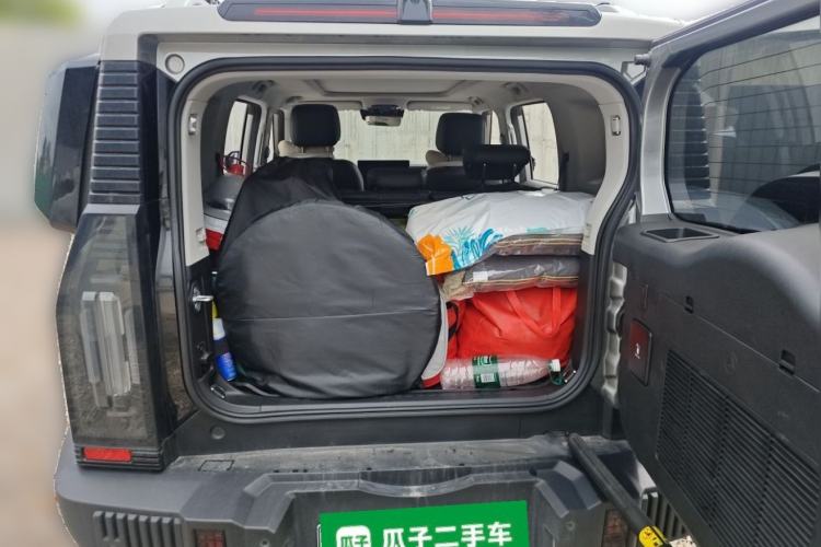 Used JETOUR Shanhai Traveler C-DM 2025 C-DM 206KM All-Wheel-Drive Wilderness Edition Trunk
