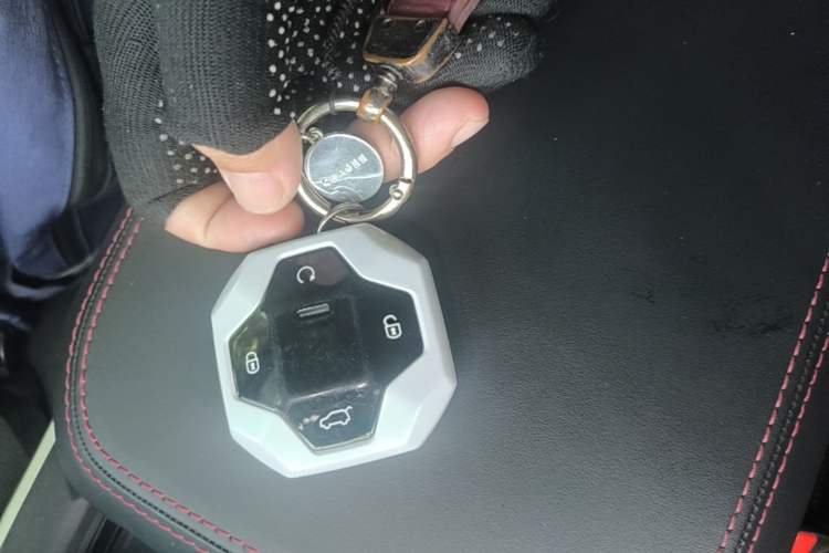 Used JETOUR Shanhai Traveler C-DM 2025 C-DM 129KM Star & Moon Goddess Vehicle Key