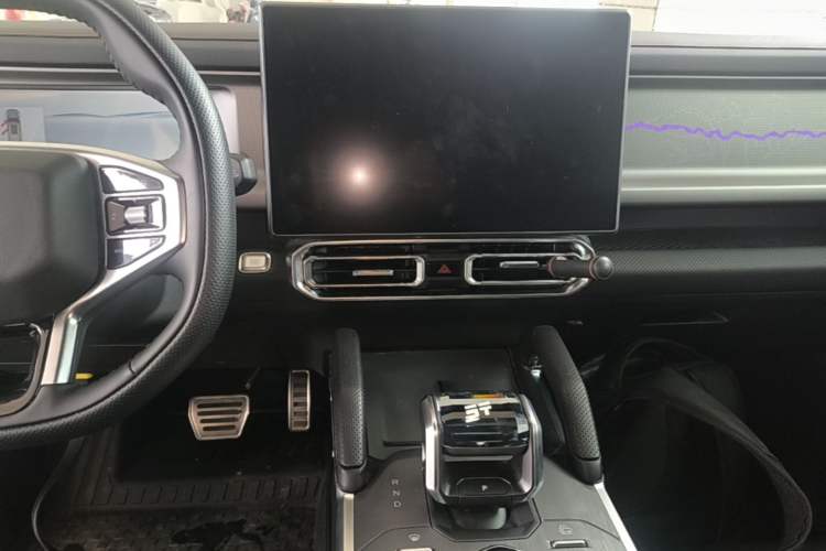 Used JETOUR Shanhai Traveler C-DM 2025 206km XWD Extended-Length 7-Seater Audio And AC Panel
