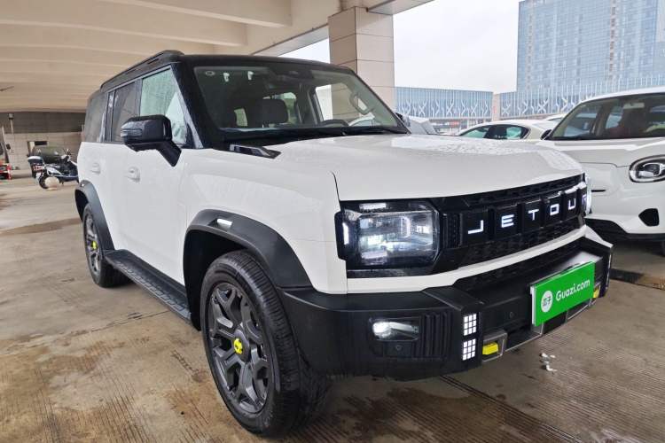Used JETOUR Shanhai Traveler C-DM 2025 206km XWD Conquer Extended Version 7 Seats Front Right 45 Deg