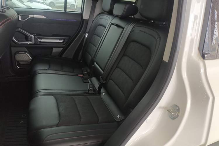 Used JETOUR Shanhai Traveler C-DM 2025 206km XWD Extended-Length 7-Seater Left Rear Seat