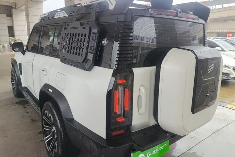 Used JETOUR Shanhai Traveler C-DM 2025 206km XWD Extended-Length 7-Seater Rear Left 45 Deg