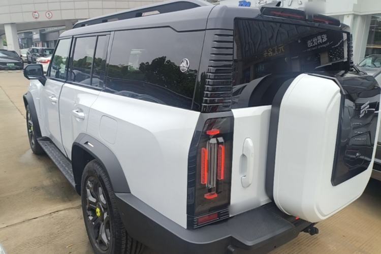 Used JETOUR Shanhai Traveler C-DM 2025 206km XWD Conquer Extended Version 7 Seats Rear Left 45 Deg