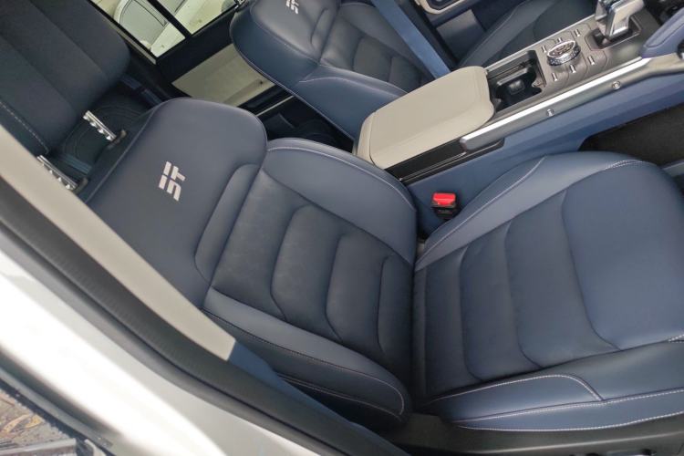 Used JETOUR Shanhai Traveler C-DM 2025 206km XWD Conquer Extended Version 7 Seats Right Front Seat