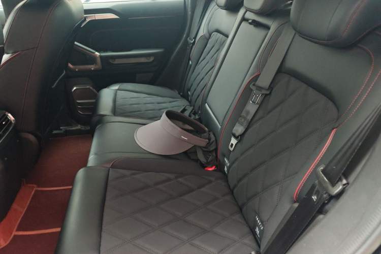 Used JETOUR Shanhai Traveler C-DM 2026 Model 129km Discovery Left Rear Seat