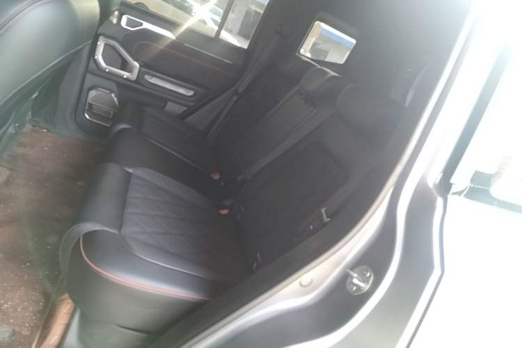 Used JETOUR Shanhai Traveler C-DM 2026 Model 212km Crossroad Left Rear Seat