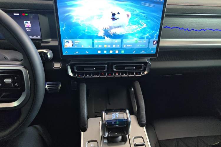 Used JETOUR Shanhai Traveler C-DM 2026 Model 211km XWD Huawei Qiankun Intelligent Driving Audio And AC Panel