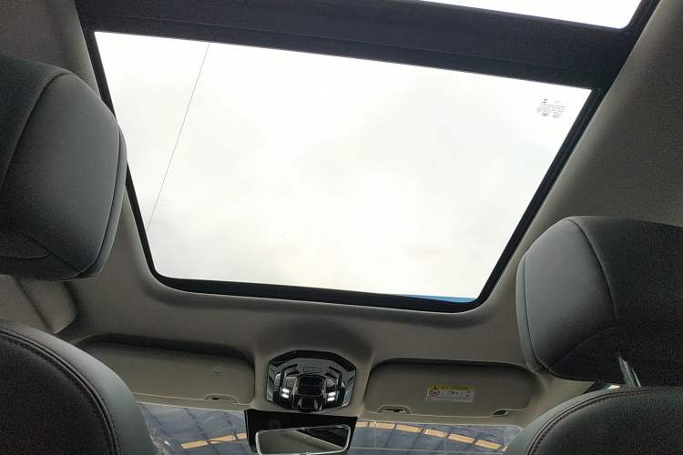 Used JETOUR Traveler 2023 2.0T All-Wheel-Drive CrossPRO Headliner