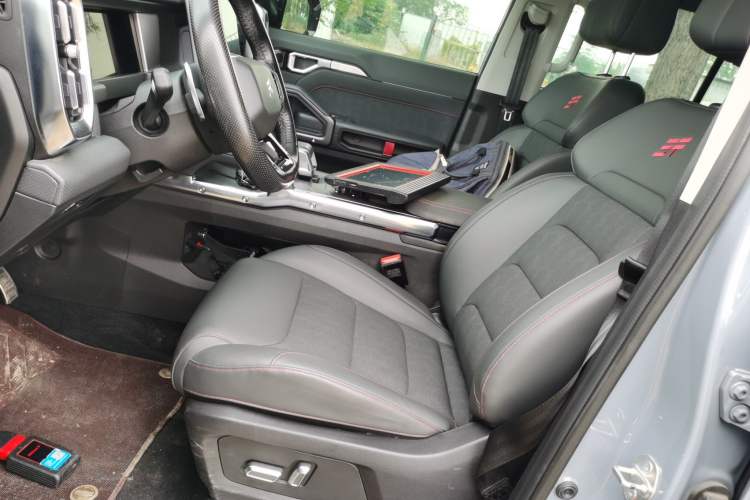 Used JETOUR Traveler 2023 2.0T All-Wheel-Drive CrossPRO Left Front Seat
