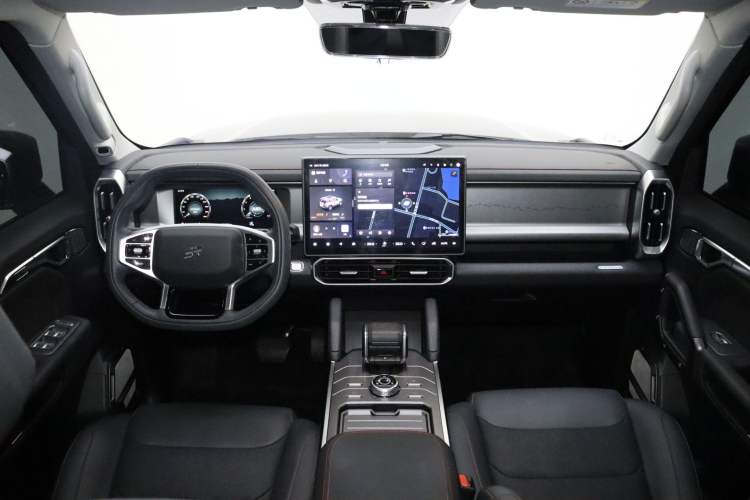 Used JETOUR Traveler 2023 1.5T Two-Wheel Drive Discovery PRO Audio And AC Panel