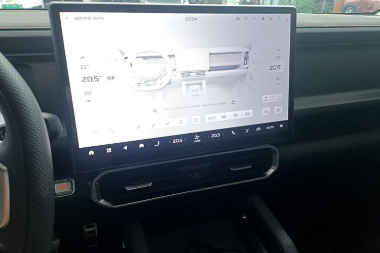 Used JETOUR Traveler 2023 2.0T All-Wheel-Drive CrossPRO Audio And AC Panel
