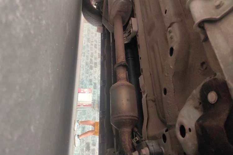 Used JETOUR Traveler 2023 2.0T Four-Wheel Drive Conqueror Chassis Front Right
