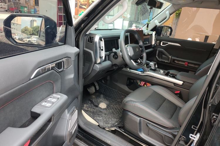 Used JETOUR Traveler 2023 1.5T Two-Wheel Drive Discovery PRO Driver Seat