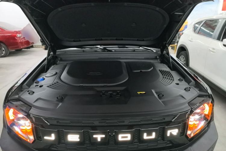 Used JETOUR Traveler 2023 1.5T Two-Wheel Drive Discovery PRO Engine Bay