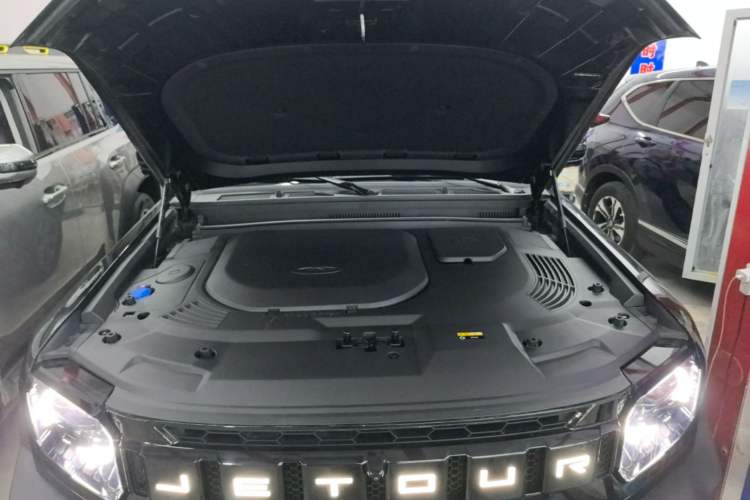 Used JETOUR Traveler 2023 1.5T Two-Wheel Drive Discovery PRO Engine Bay