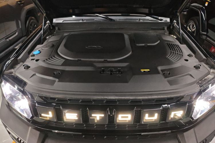 Used JETOUR Traveler 2023 1.5T Two-Wheel Drive Discovery PRO Engine Bay