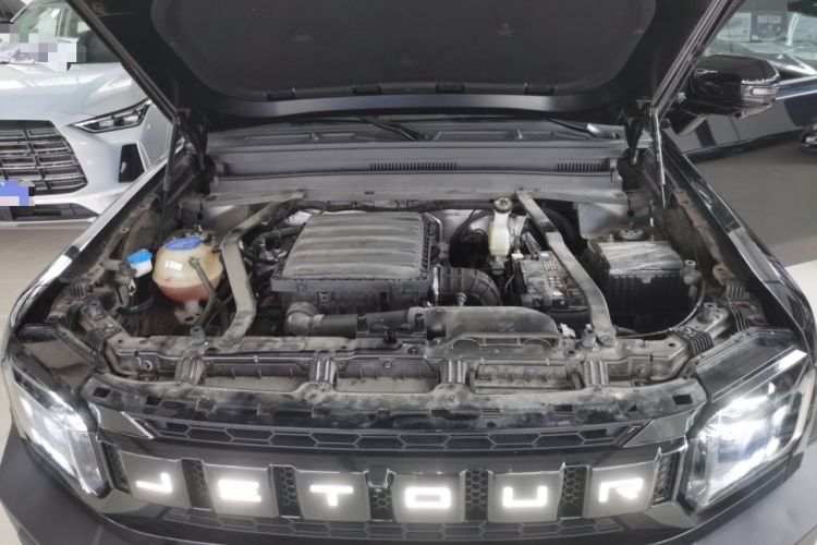 Used JETOUR Traveler 2023 2.0T All-Wheel Drive Conquer PRO Engine Bay