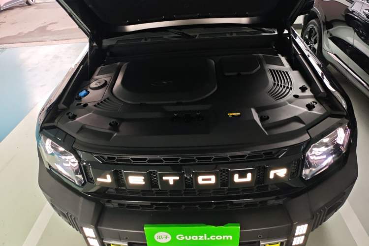 Used JETOUR Traveler 2023 2.0T All-Wheel Drive CrossPRO+ Engine Bay