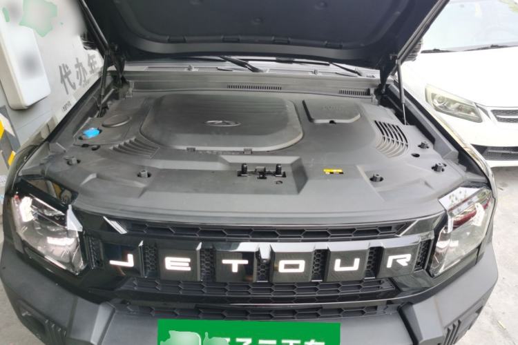 Used JETOUR Traveler 2023 2.0T All-Wheel Drive Conquer PRO Engine Bay