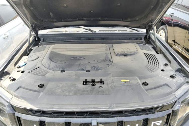 Used JETOUR Traveler 2023 2.0T All-Wheel Drive Conquer PRO Engine Bay
