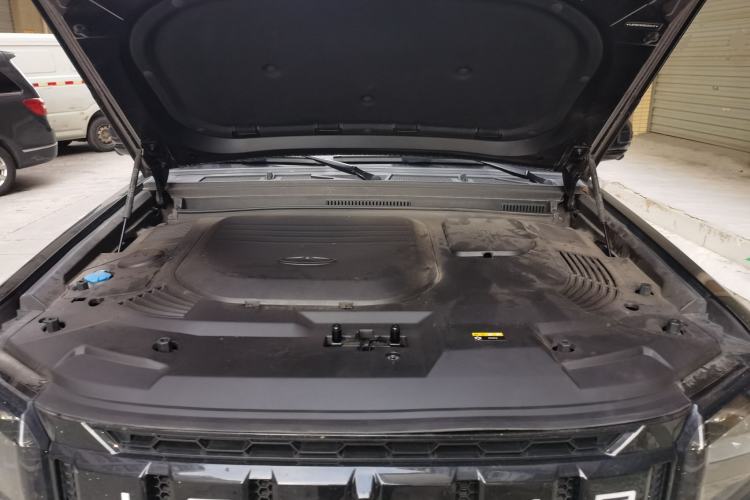 Used JETOUR Traveler 2023 1.5T Two-Wheel Drive Discovery PRO Engine Bay