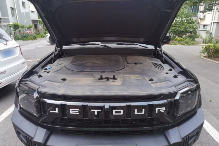 Used JETOUR Traveler 2023 2.0T All-Wheel Drive Conquer PRO Engine Bay