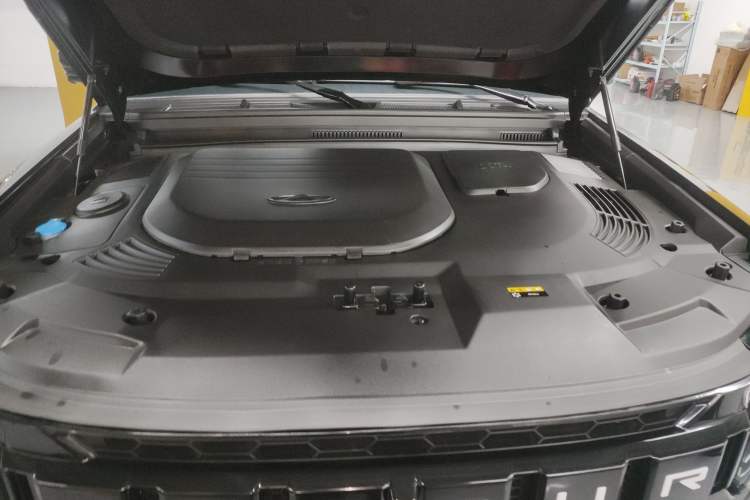 Used JETOUR Traveler 2023 1.5T Two-Wheel Drive Discovery PRO Engine Bay