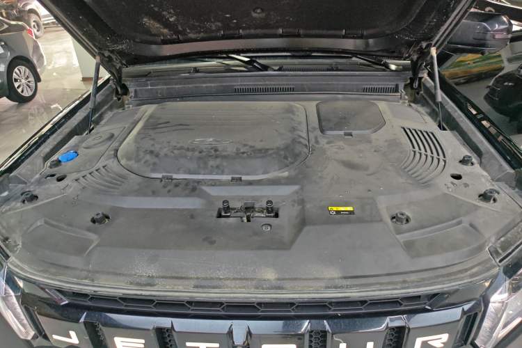 Used JETOUR Traveler 2023 1.5T Two-Wheel Drive Discovery PRO Engine Bay