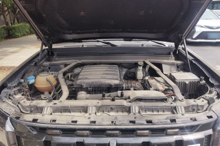 Used JETOUR Traveler 2023 2.0T All-Wheel Drive Conquer PRO Engine Bay
